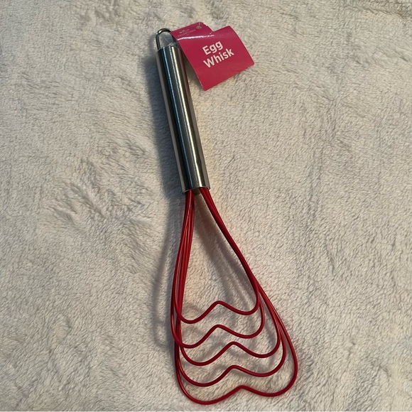 New Heart Shape Flat Egg Whisk 5 Wires Valentines Kitchen Baking Decor Silicone - Picture 1 of 9